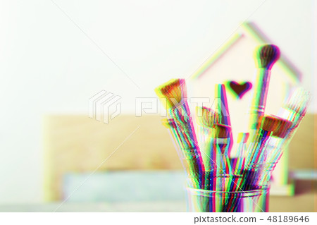 Art Brush Set and wooden house for decoration, Di 48189646