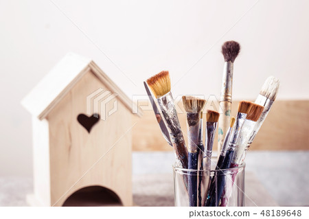 Art Brush Set and wooden house for decoration Art Brush Set and wooden house for decoration 48189648
