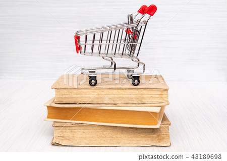 Buying or selling books Buying or selling books 48189698