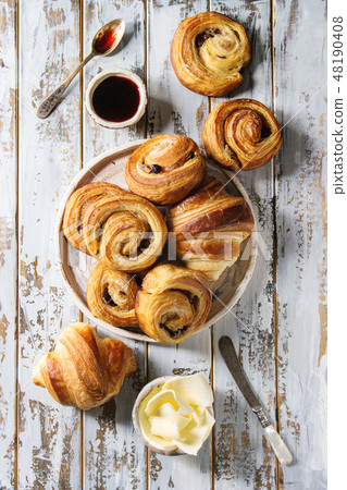 Puff pastry buns Puff pastry buns 48190408