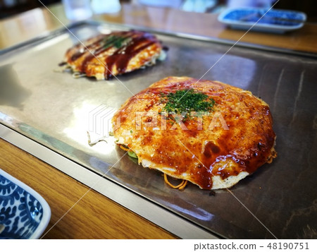 Okonomiyaki 48190751