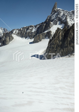 mountain landscape mountain landscape 48192085