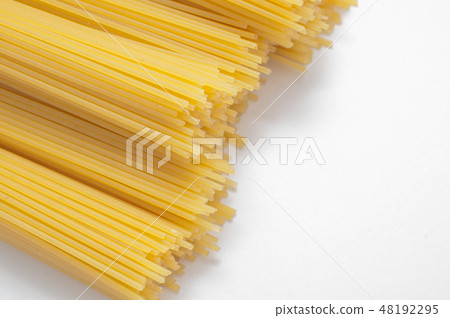 Pasta 48192295