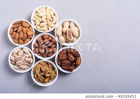 Mix of nuts Mix of nuts 48193451