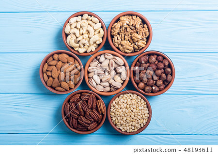 Mix of nuts 48193611