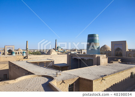 unfinished minaret Kalta Minor. Uzbekistan. Khiva. 48198034