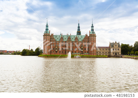 Frederiksborg Castle 48198153