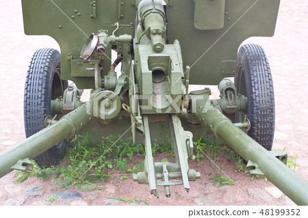 Image of the fragment Soviet 76 mm division anti-tank gun. 48199352