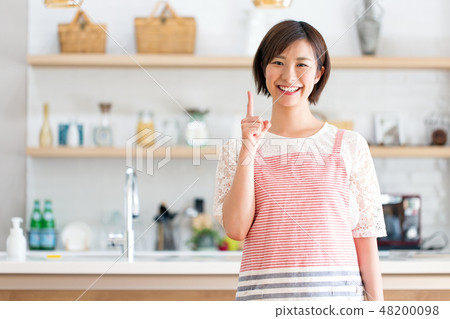 Housewives housekeeping kitchen point 48200098