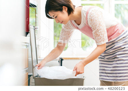 Trash bin sack housewife Trash bin sack housewife 48200123