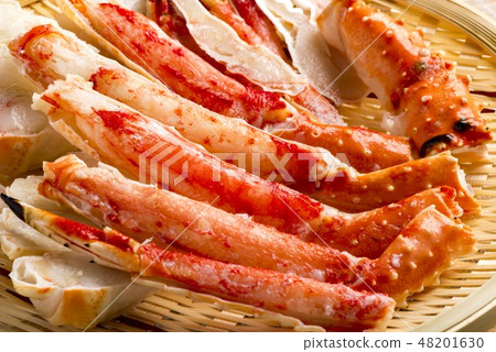 Fresh and tasty crab dishes of Hokkaido 48201630