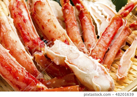 Fresh and tasty crab dishes of Hokkaido 48201639