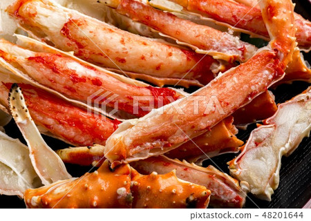 Fresh and tasty crab dishes of Hokkaido 48201644