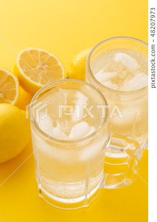 Lemon sour 48207973