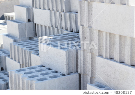 Building block 48208157