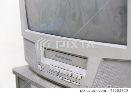 Dusty covered TV Dusty covered TV 48208229