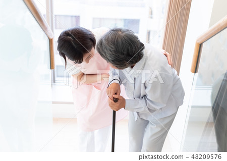 Nursing Care Image Senior Women and Caregivers Nursing Care Image Senior Women and Caregivers 48209576