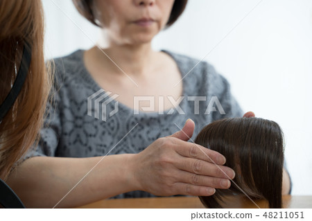 Beauty woman 48211051