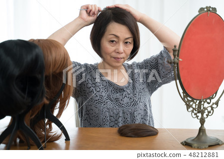 Beauty woman 48212881