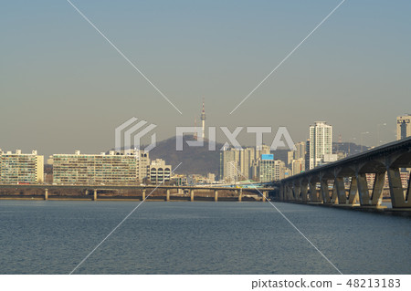 Riverside North Road, Yongsan-gu, Han River, Seoul 48213183