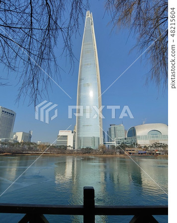 建築,建築,高層建築,樂天世界大廈,樂天世界購物中心,蠶室,石村湖 建築,建築,高層建築,樂天世界大廈,樂天世界購物中心,蠶室,石村湖 48215604