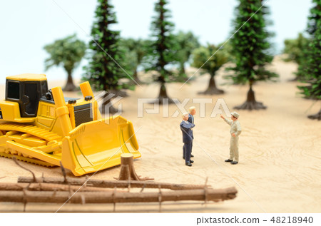 Construction machinery and people 48218940
