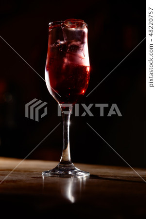 drinks 48220757