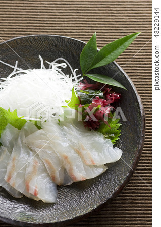 Sea bream sashimi 13 48229144