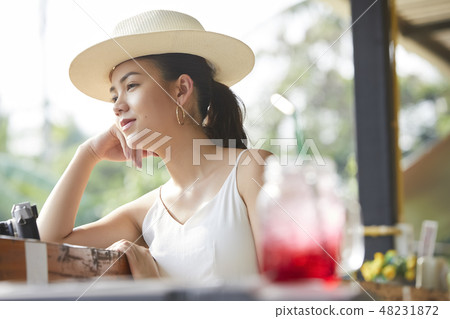 Female Lifestyle Female Lifestyle 48231872
