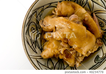 Okinawan cuisine (boiled pork feet) Okinawan cuisine (boiled pork feet) 48234778
