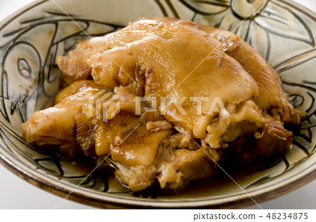 Okinawan cuisine (boiled pork feet) Okinawan cuisine (boiled pork feet) 48234875