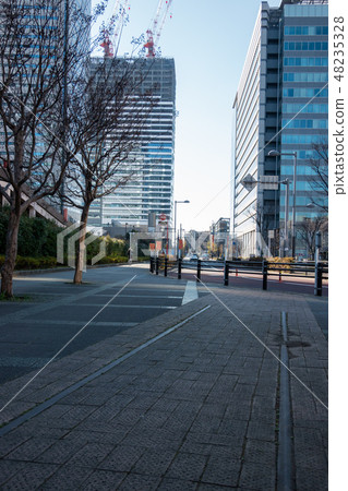 Cargo line trace 48235328