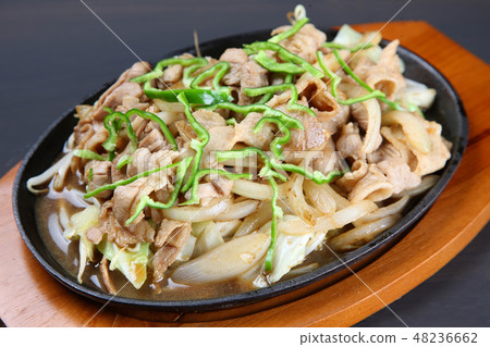 Teppan-yaki of cow Calvi Teppan-yaki of cow Calvi 48236662