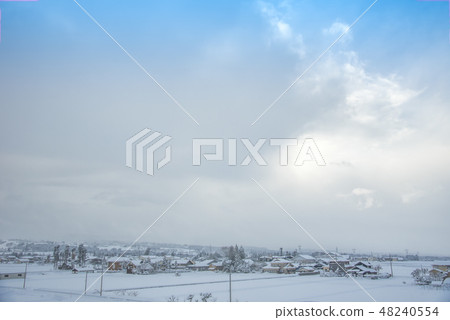 [Hokuriku Shinkansen train window] 48240554