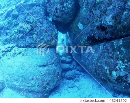 Yonaguni-jima seafloor ruins Yonaguni-jima seafloor ruins 48241892