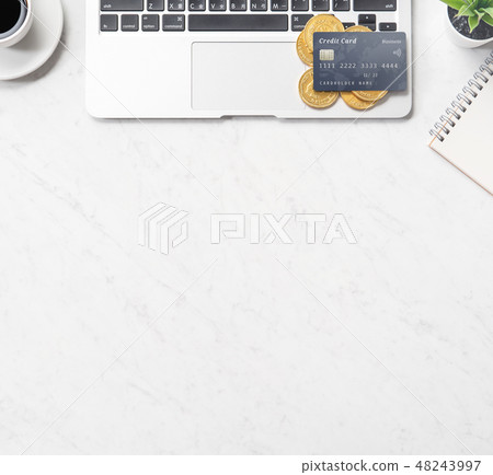 信用卡 手機 筆記本 消費 稅 支払う card phone payment mockup 48243997