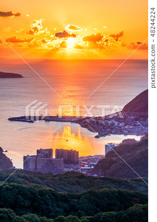 長崎 城市 稻佐山 世界三大夜景 薄明光線 Jesus light Crepuscular Ray 48244224