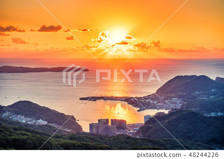 長崎 城市 稻佐山 世界三大夜景 薄明光線 Jesus light Crepuscular Ray 48244226