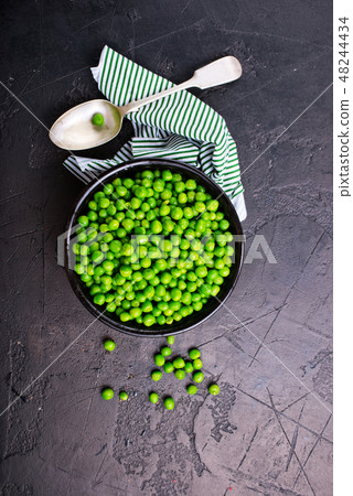 green peas green peas 48244434