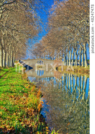 Midi Canal Midi Canal 48247478