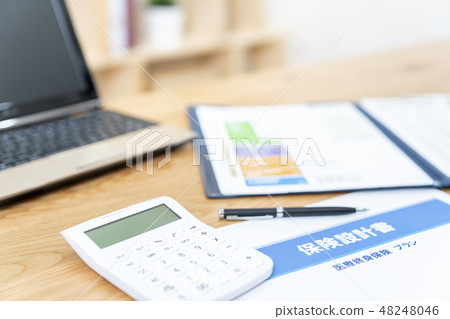 Insurance sales image Insurance sales image 48248046