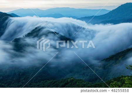 Takumi's Taki cloud of the view from the branch pass Takumi's Taki cloud of the view from the branch pass 48255858