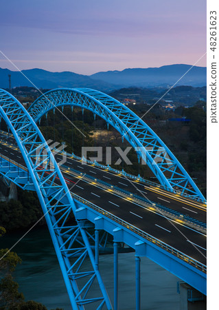 Dawn of the Shinsaikai Bridge [Sasebo City, Saikai City, Nagasaki Prefecture] 48261623