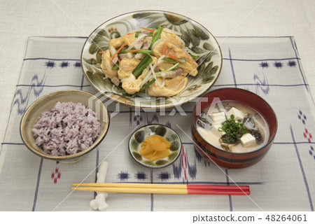 設置菜單餐 設置菜單餐 48264061