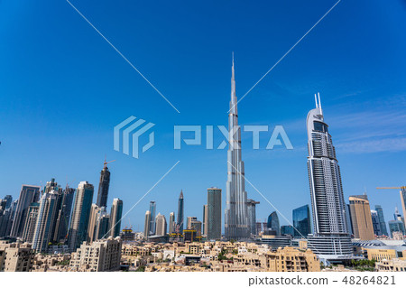 [Dubai cityscape] Burj Khalifa and cityscape panorama daytime 48264821