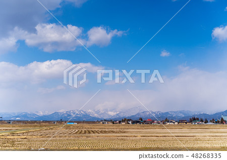 早春的Iidake山脈 48268335