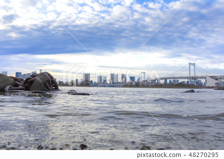 [Urban scenery] Rainbow Bridge and Baiyun 48270295
