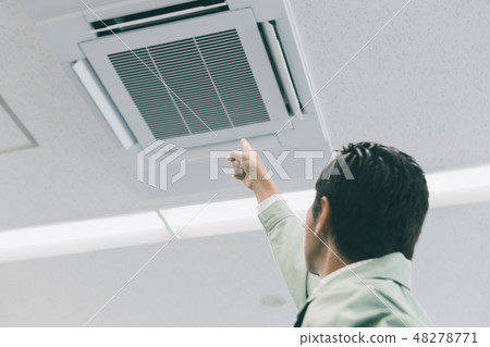 空調器 男人 男 48278771