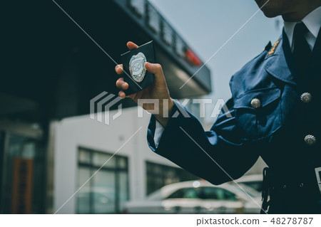 police officer, cops, policeman 48278787