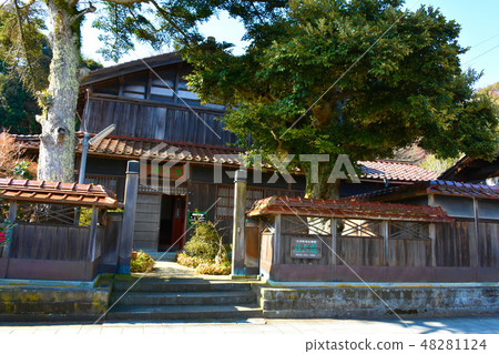 Hashidate Traditional Building Group Conservation District Kitaei Ship Port of Call and Landscape of Shipown Village 48281124